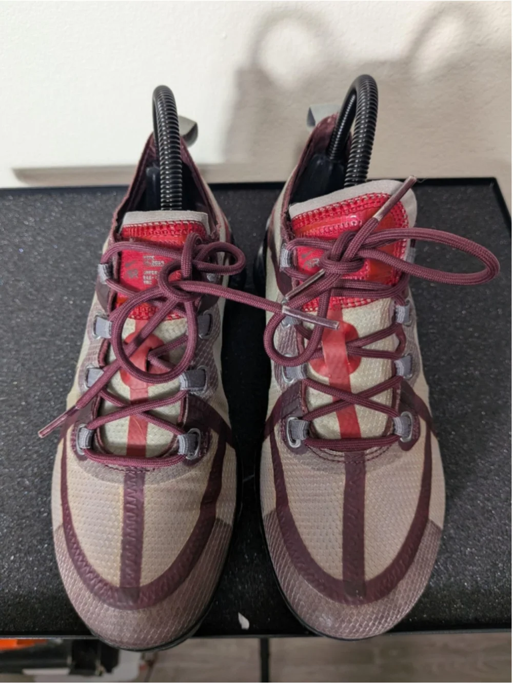 Nike Air VaporMax 2019 Shoes Womens Size 6 Beige Maroon Sneakers AR6632-604